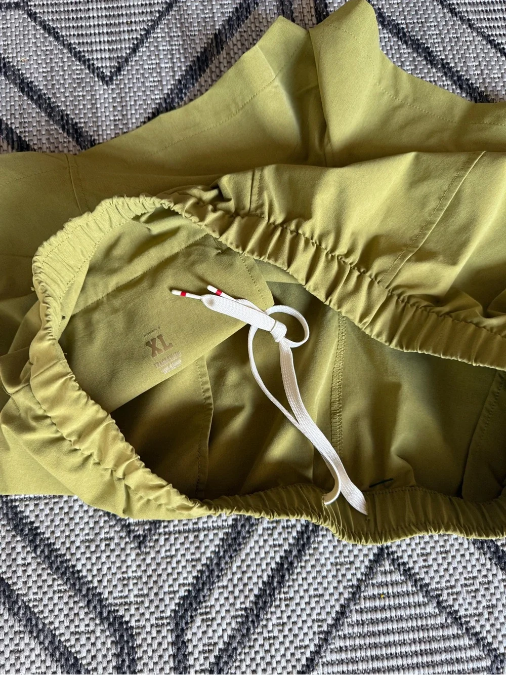 Tracksmith‎ Transit Athletic Running Gym Workout Athleisure Shorts in Olive XL